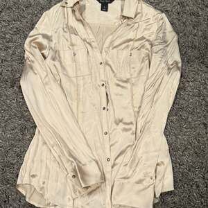 White House Black Market Champagne Silk Button Down Long Sleeve Blouse